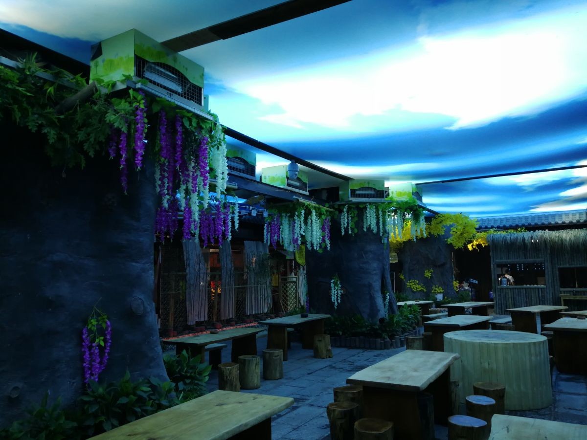 長沙中（zhōng）茂（mào）城（chéng）飄雪項目